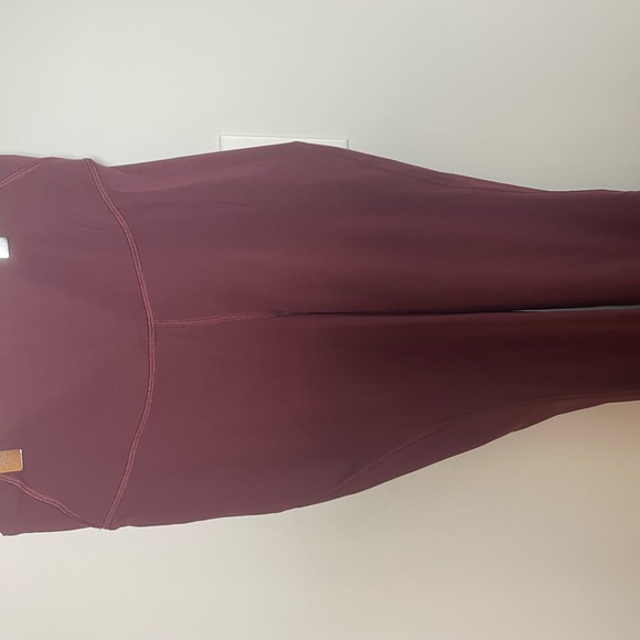 Burgundy Crop Lululemon running pants - Picture 2 of 3